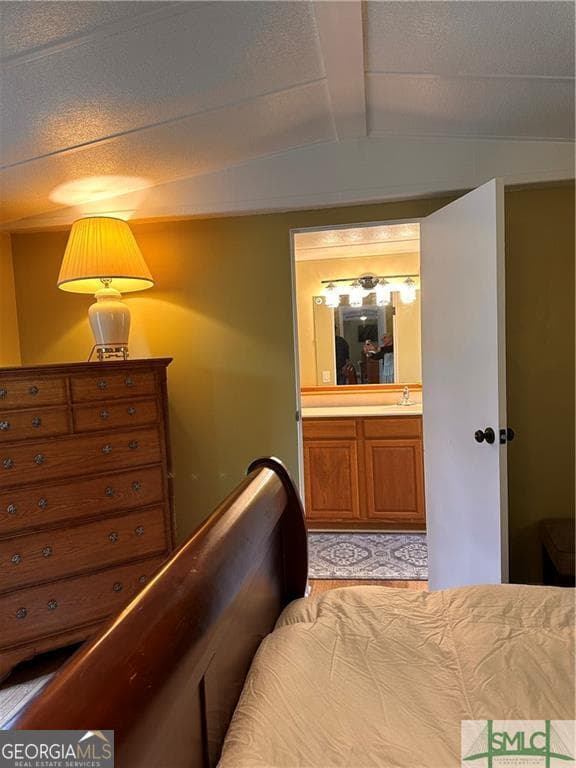 5 bedroom, 4 bathroom manufactured home,mixed use for sale at 219 & 221 John Carter Road, Bloomingdale, GA 31302 — photo 10