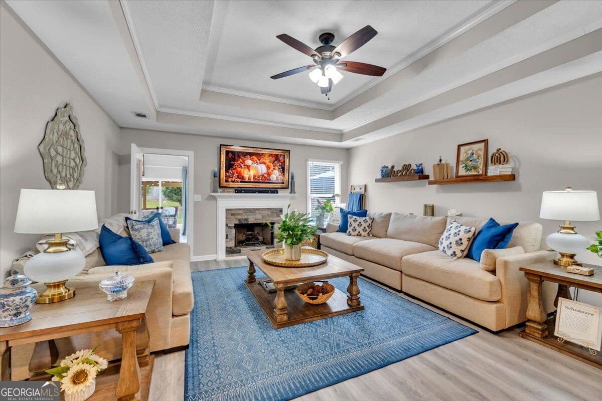 3 bedroom, 2 bathroom, 1,800 sq ft single family residence for sale at 3385 Hudson Lane, Loganville, GA 30052 — photo 5