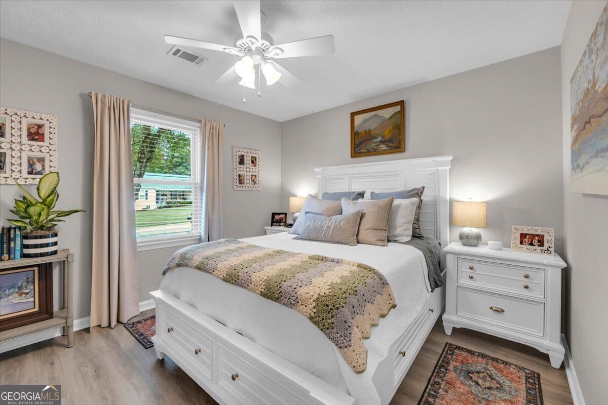 3 bedroom, 2 bathroom, 1,800 sq ft single family residence for sale at 3385 Hudson Lane, Loganville, GA 30052 — photo 9