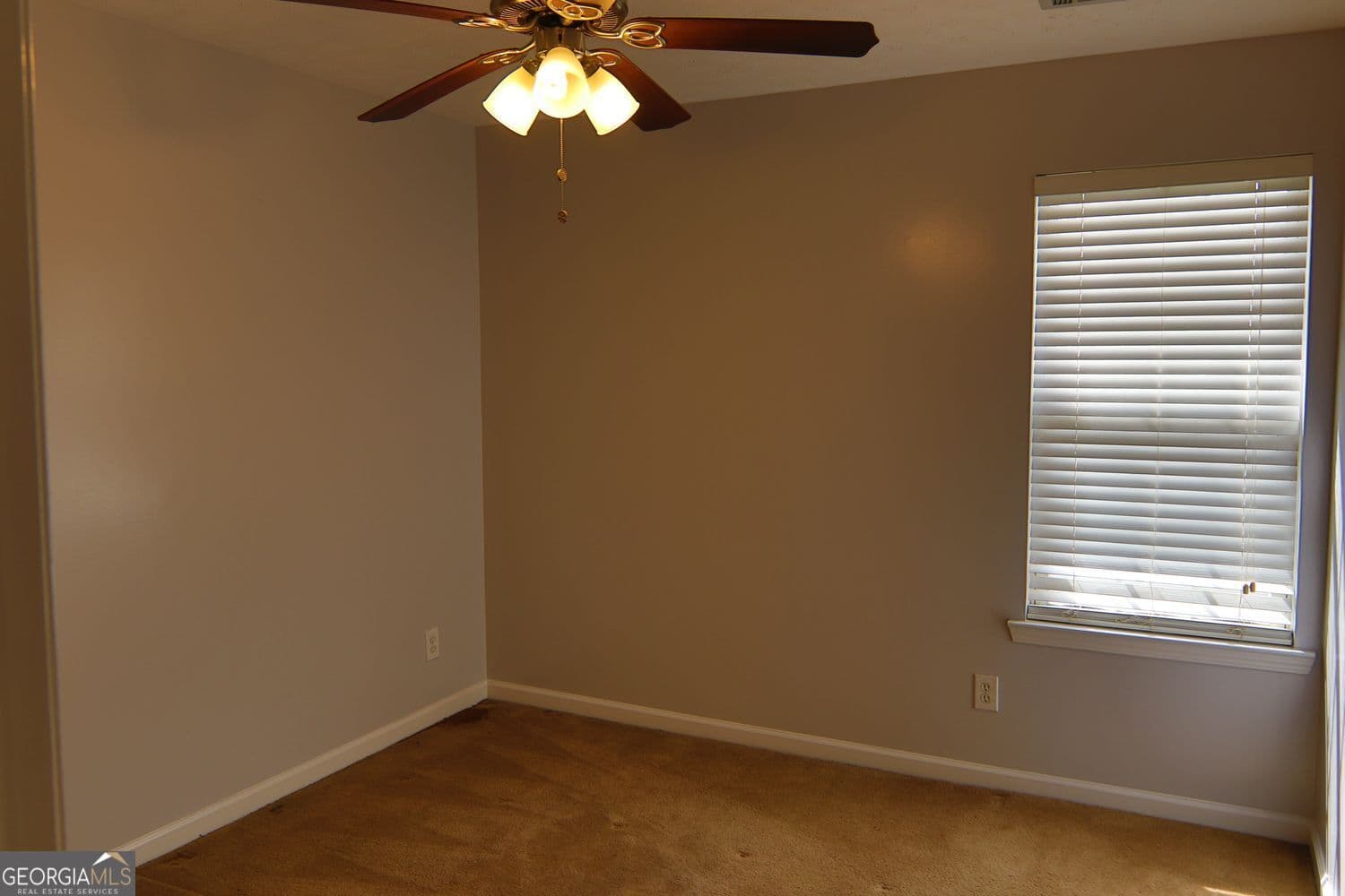 3 bedroom, 2.5 bathroom, 1,744 sq ft condominium for sale at 363 Springhaven Way, Lawrenceville, GA 30046 — photo 7