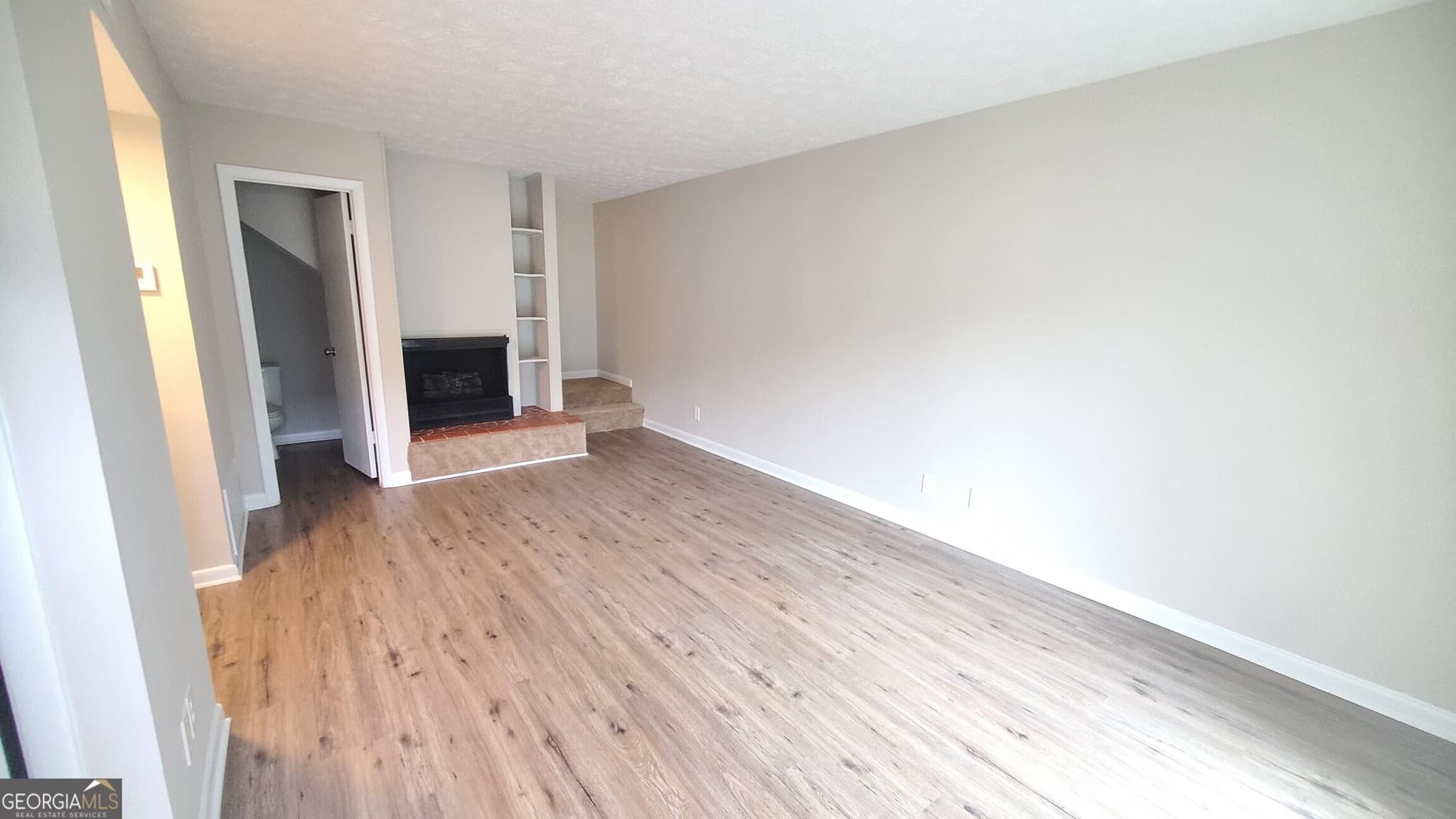 2 bedroom, 2.5 bathroom, 1,250 sq ft condominium for sale at 307 Adair Street B7, Decatur, GA 30030 — photo 2