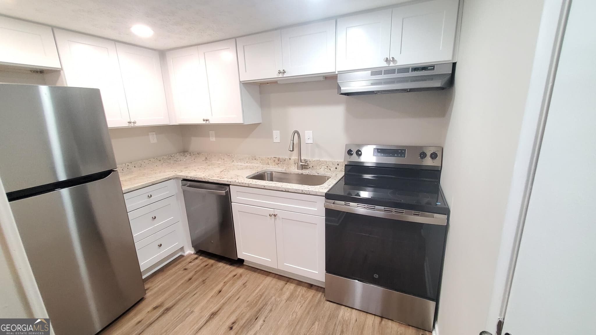 2 bedroom, 2.5 bathroom, 1,250 sq ft condominium for sale at 307 Adair Street B7, Decatur, GA 30030 — photo 7