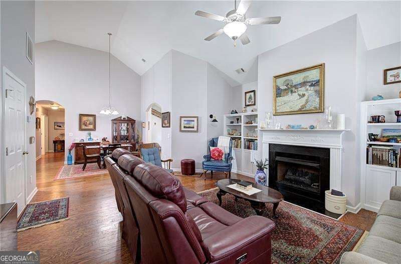 2 bedroom, 2 bathroom, 1,560 sq ft single family residence for sale at 35 Casey Drive, Cartersville, GA 30120 — photo 7
