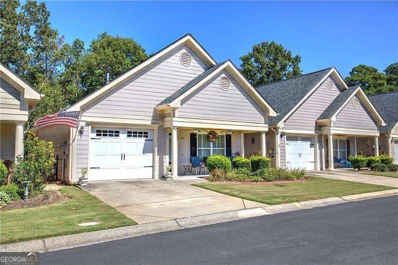 2 bedroom, 2 bathroom, 1,560 sq ft single family residence for sale at 35 Casey Drive, Cartersville, GA 30120 — photo 1 of 39