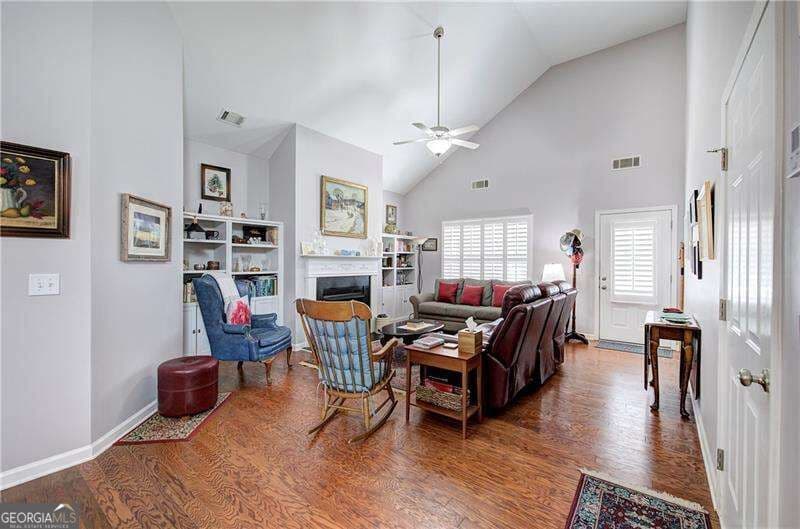2 bedroom, 2 bathroom, 1,560 sq ft single family residence for sale at 35 Casey Drive, Cartersville, GA 30120 — photo 9
