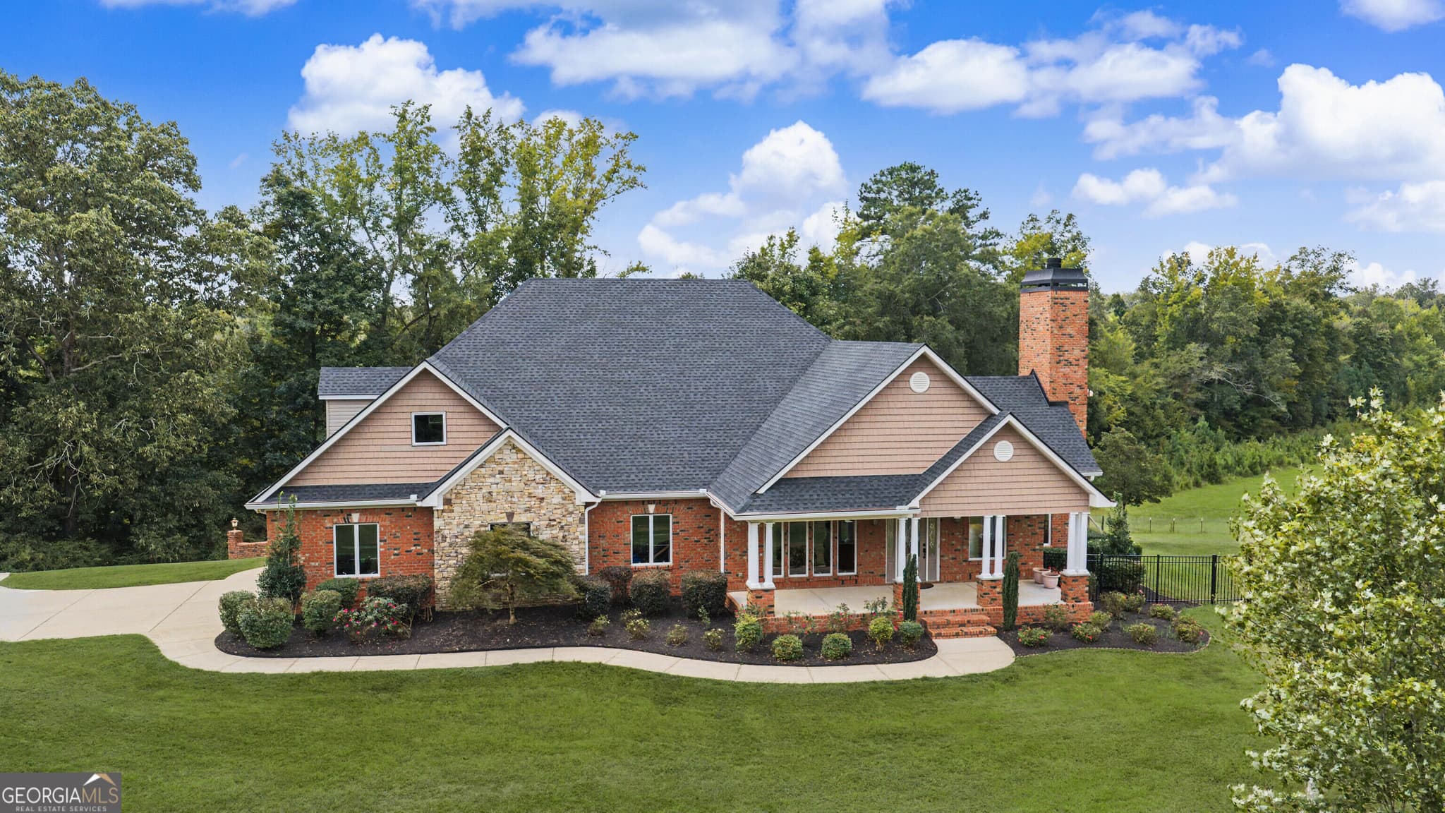 5 bedroom, 4.5 bathroom, 6,792 sq ft single family residence for sale at 1955 Line Creek Road, Brooks, GA 30205 — photo 2