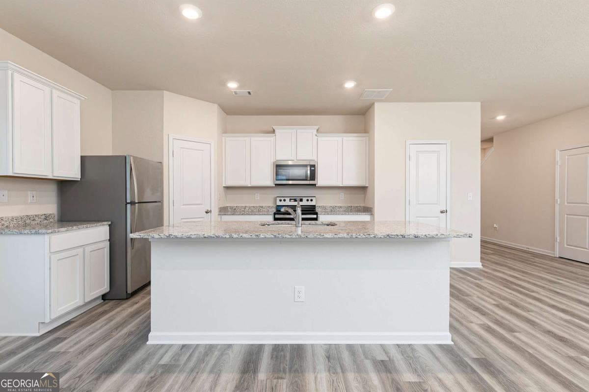 3 bedroom, 2.5 bathroom, 1,680 sq ft single family residence for sale at 110 Howell Drive, Villa Rica, GA 30180 — photo 9