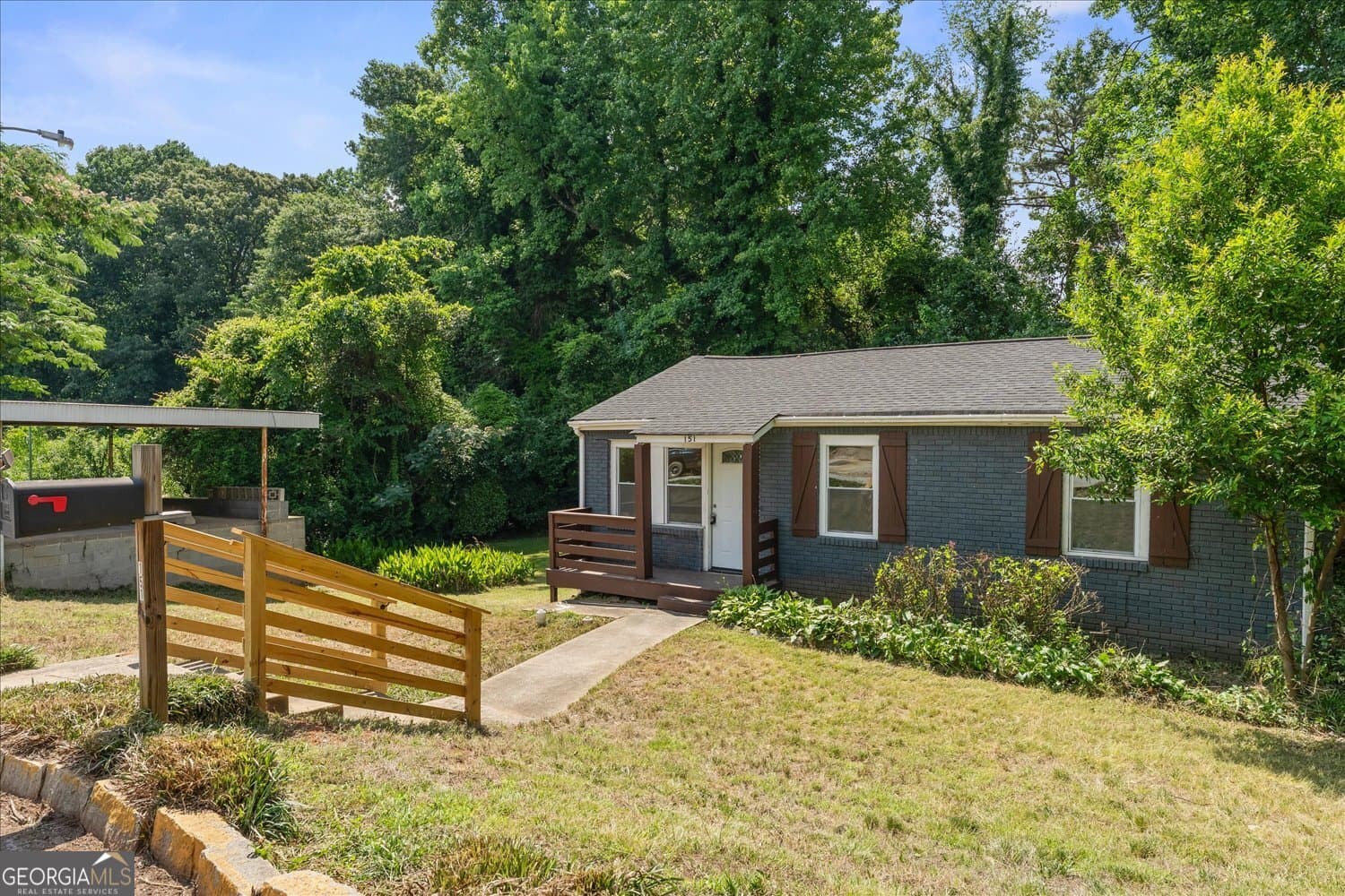 3 bedroom, 2 bathroom, 1,360 sq ft single family residence for sale at 151 Magnolia Terrace, Athens, GA 30606 — photo 2