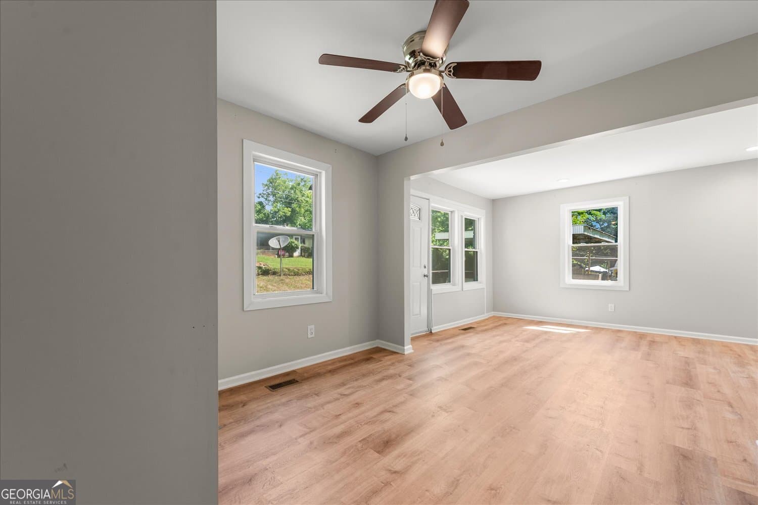 3 bedroom, 2 bathroom, 1,360 sq ft single family residence for sale at 151 Magnolia Terrace, Athens, GA 30606 — photo 8
