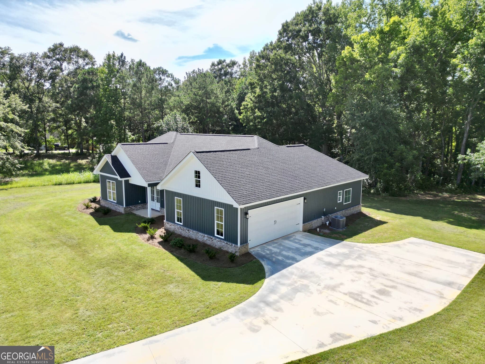 4 bedroom, 2.5 bathroom, 2,086 sq ft single family residence for sale at 1129 Mulberry Place, Dudley, GA 31022 — photo 4