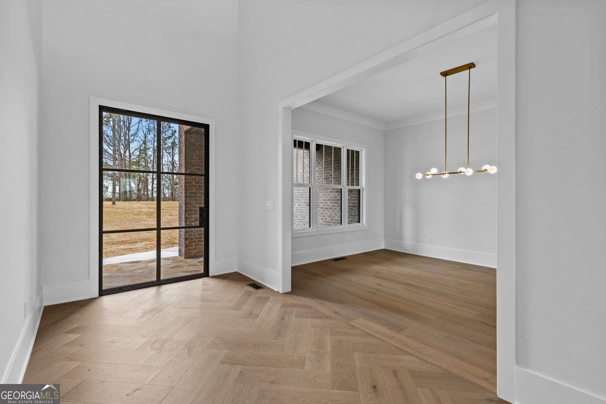 5 bedroom, 4.5 bathroom, 5,517 sq ft single family residence for sale at 3267 N Bogan Road, Buford, GA 30519 — photo 5