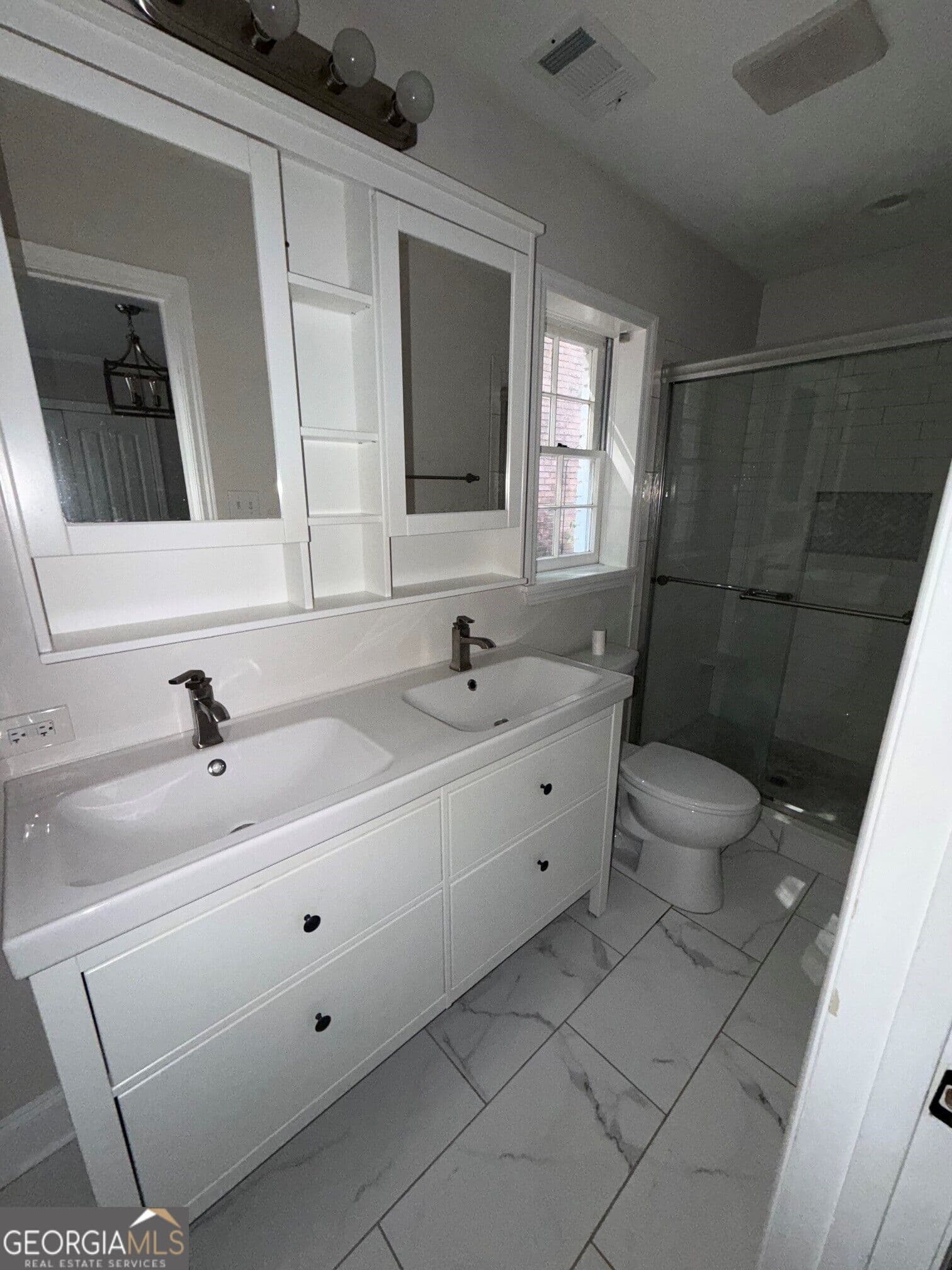 4 bedroom, 3 bathroom, 2,618 sq ft single family residence for rent at 807 Piney Woods Drive, Lagrange, GA 30240 for $2,100 a month — photo 6