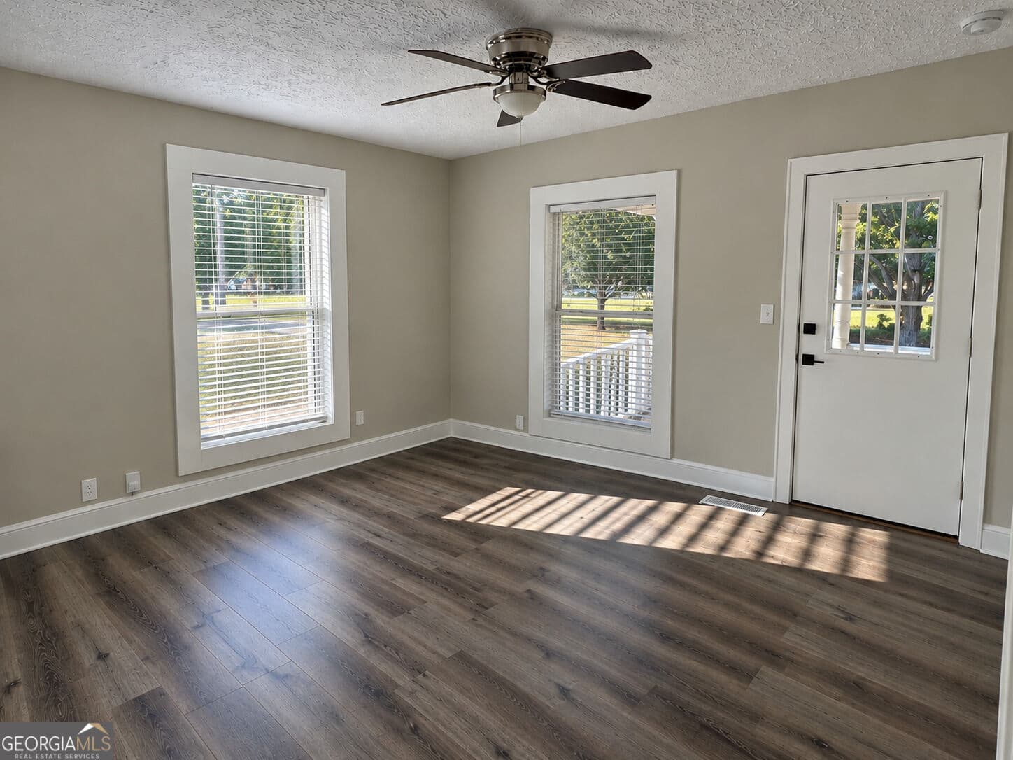 2 bedroom, 2 bathroom, 816 sq ft single family residence for sale at 103 Whitehead Circle, Athens, GA 30606 — photo 7