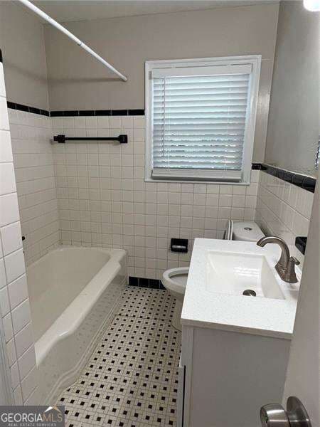 3 bedroom, 2 bathroom single family residence for sale at 2005 Benson Avenue, Smyrna, GA 30080 — photo 4