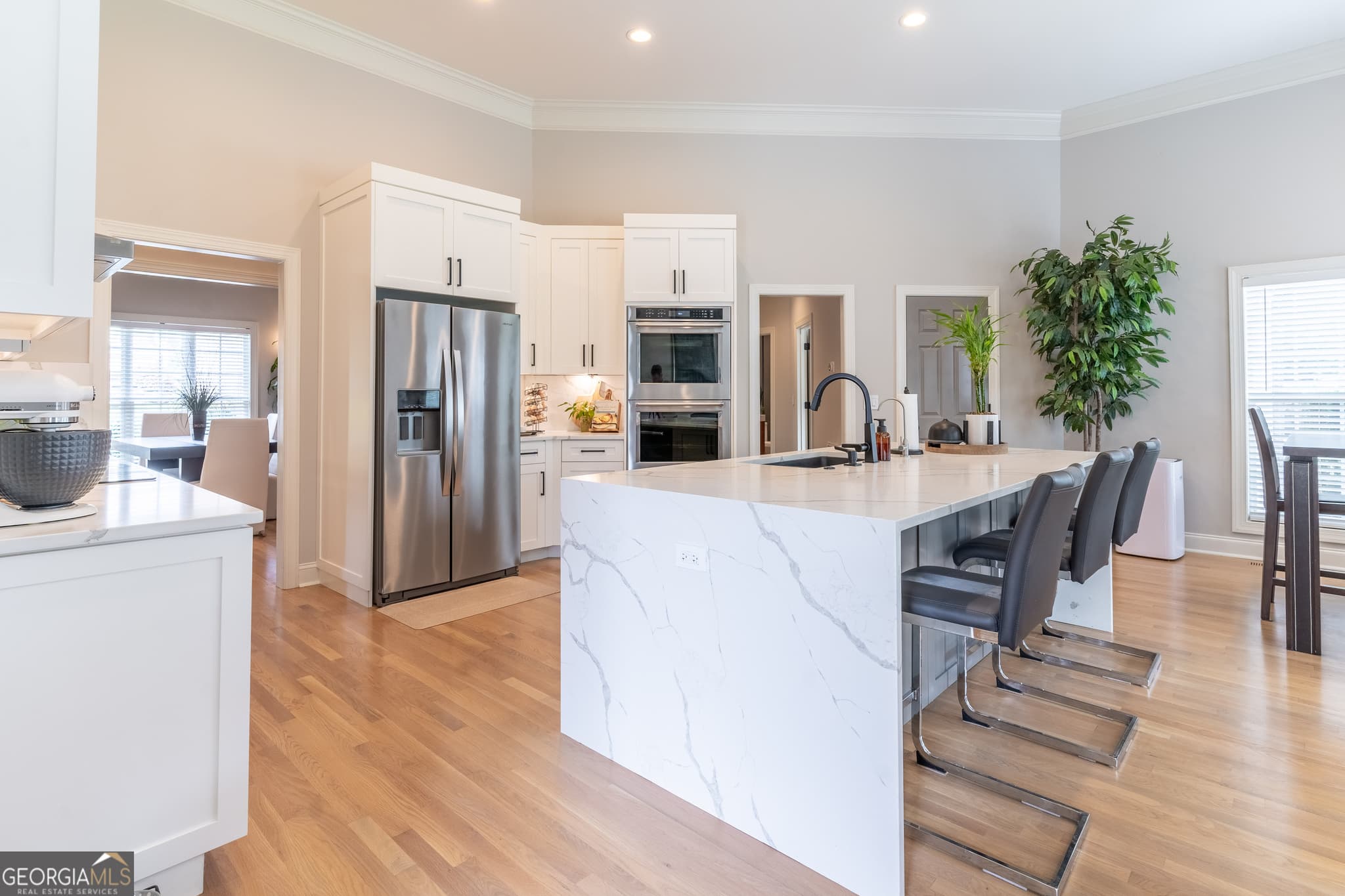 4 bedroom, 3.5 bathroom, 3,342 sq ft single family residence for sale at 1070 Saint Albans Path, Watkinsville, GA 30677 — photo 8