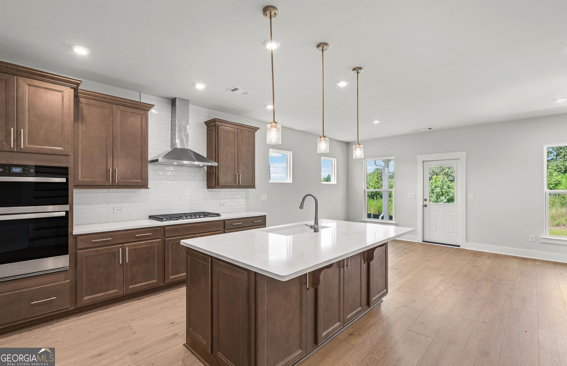 5 bedroom, 4 bathroom, 2,869 sq ft single family residence for sale at 235 Lucas Court, Jefferson, GA 30549 — photo 4