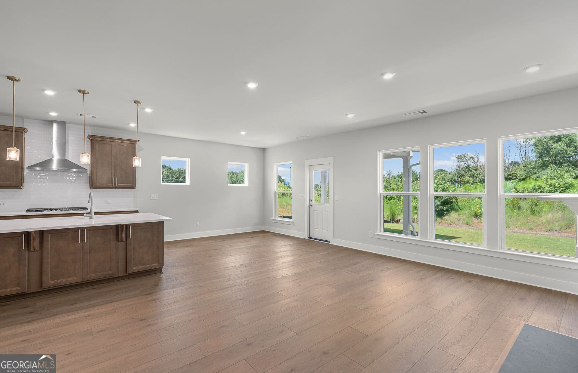 5 bedroom, 4 bathroom, 2,869 sq ft single family residence for sale at 235 Lucas Court, Jefferson, GA 30549 — photo 8