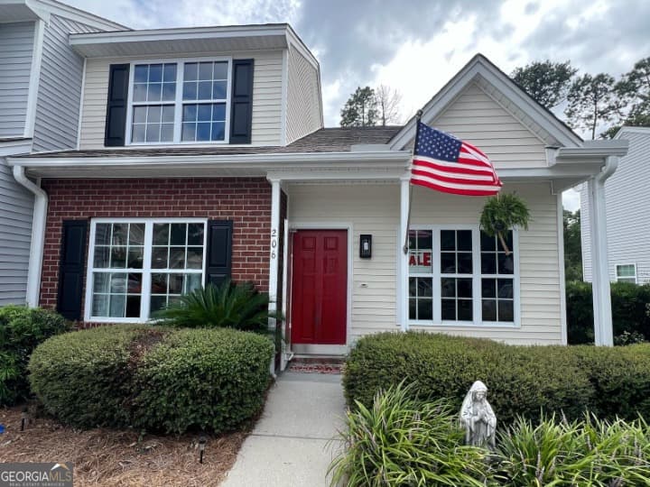 3 bedroom, 2.5 bathroom, 1,319 sq ft townhouse for sale at 206 Sonata Circle, Pooler, GA 31322