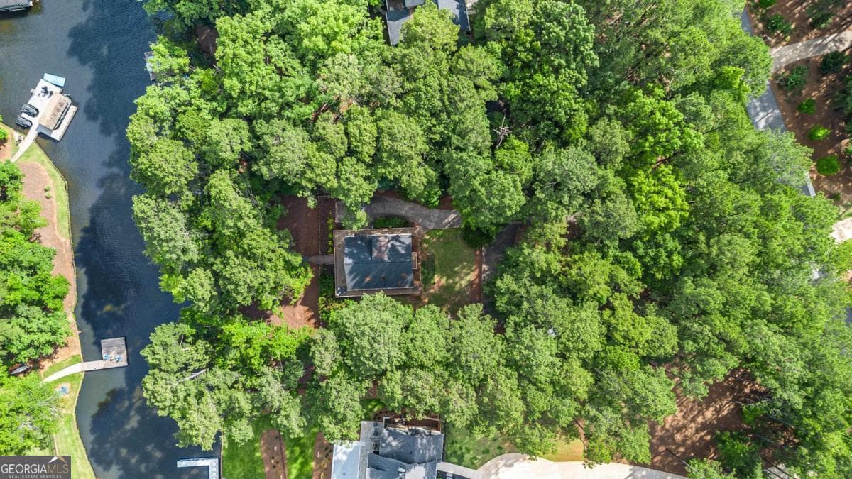 3 bedroom, 4 bathroom, 2,496 sq ft single family residence for sale at 1110 Cosby Circle, Greensboro, GA 30642 — photo 7