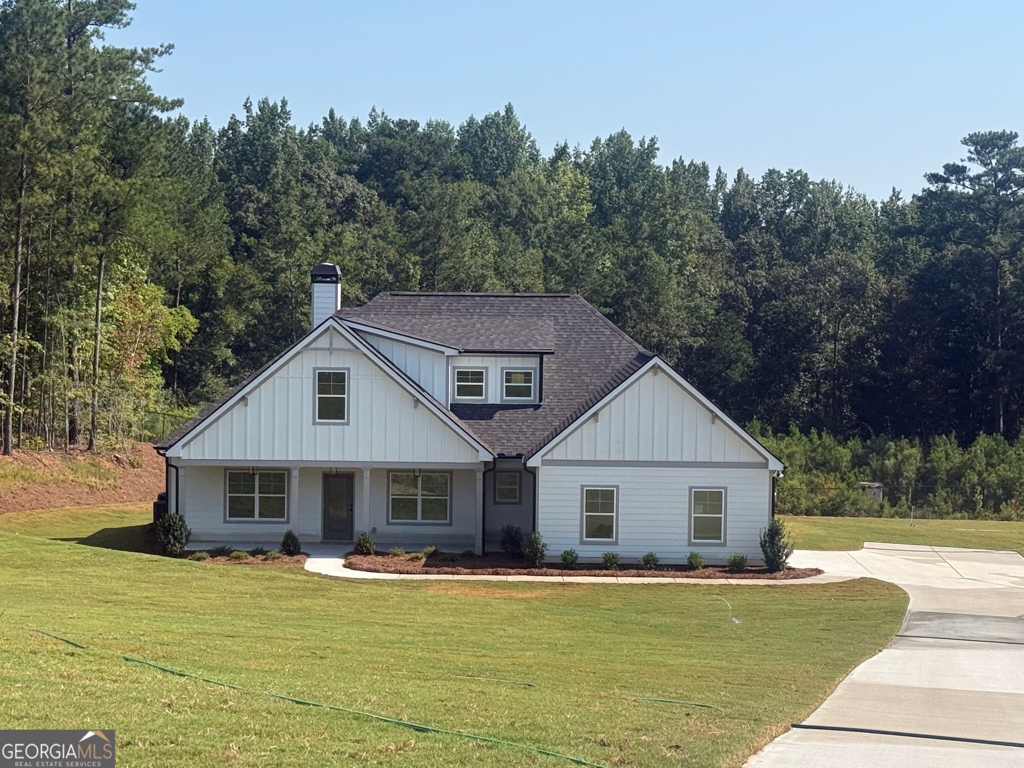 4 bedroom, 3 bathroom, 2,311 sq ft single family residence for sale at 164 Piney Woods Drive 7, Newnan, GA 30263 — photo 2