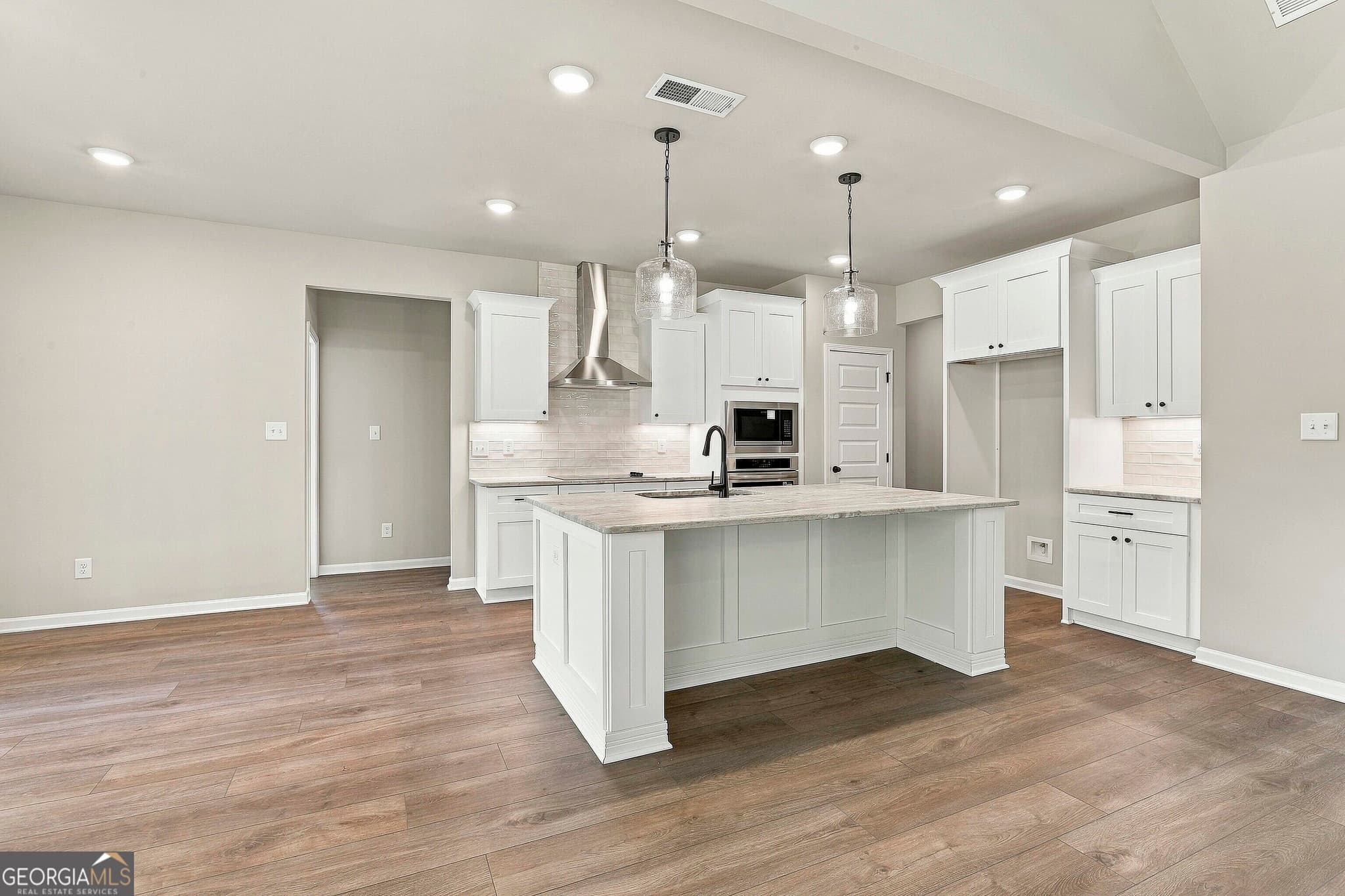 4 bedroom, 3 bathroom, 2,311 sq ft single family residence for sale at 164 Piney Woods Drive 7, Newnan, GA 30263 — photo 5