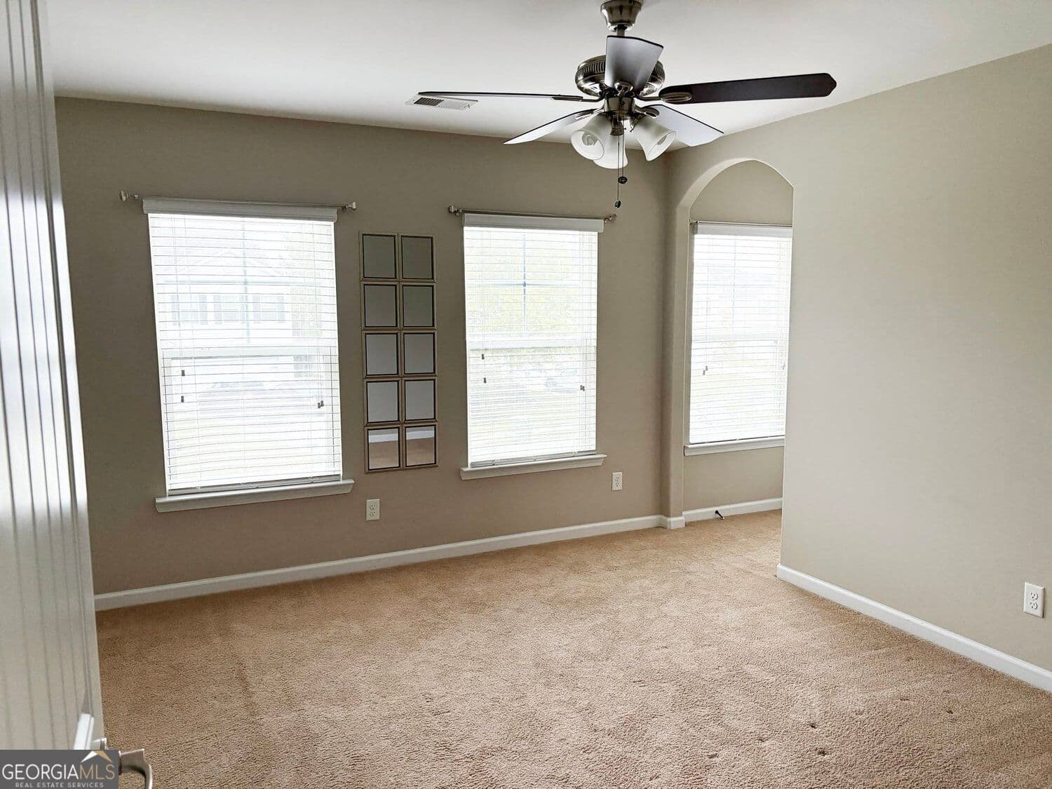 4 bedroom, 3.5 bathroom, 2,888 sq ft single family residence for sale at 270 Willow Point Circle, Savannah, GA 31407 — photo 10