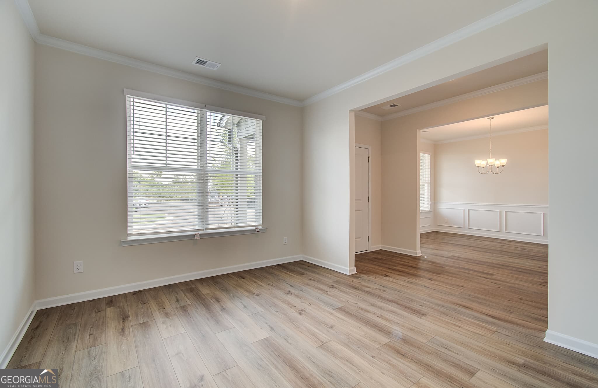 5 bedroom, 4 bathroom, 3,167 sq ft single family residence for sale at 1059 Georgian Point Drive LOT 85, Lawrenceville, GA 30045 — photo 7