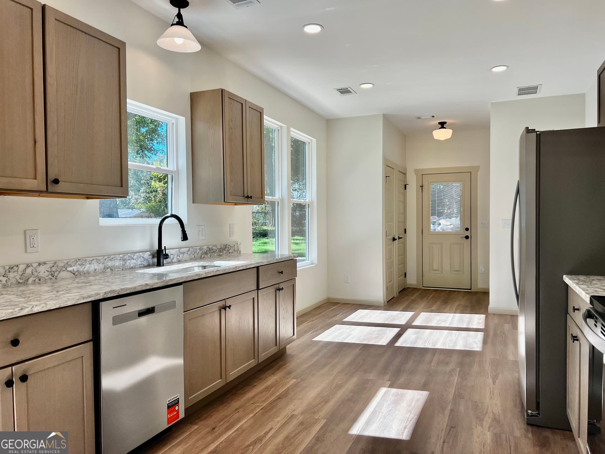 2 bedroom, 1 bathroom, 966 sq ft single family residence for sale at 314 Wilson Avenue, Rome, GA 30161 — photo 7