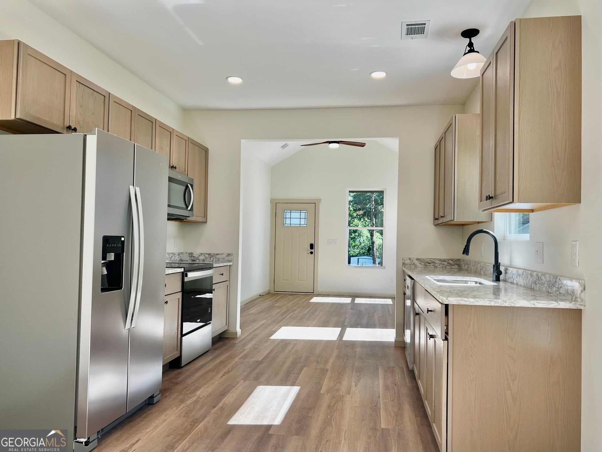 2 bedroom, 1 bathroom, 966 sq ft single family residence for sale at 314 Wilson Avenue, Rome, GA 30161 — photo 8
