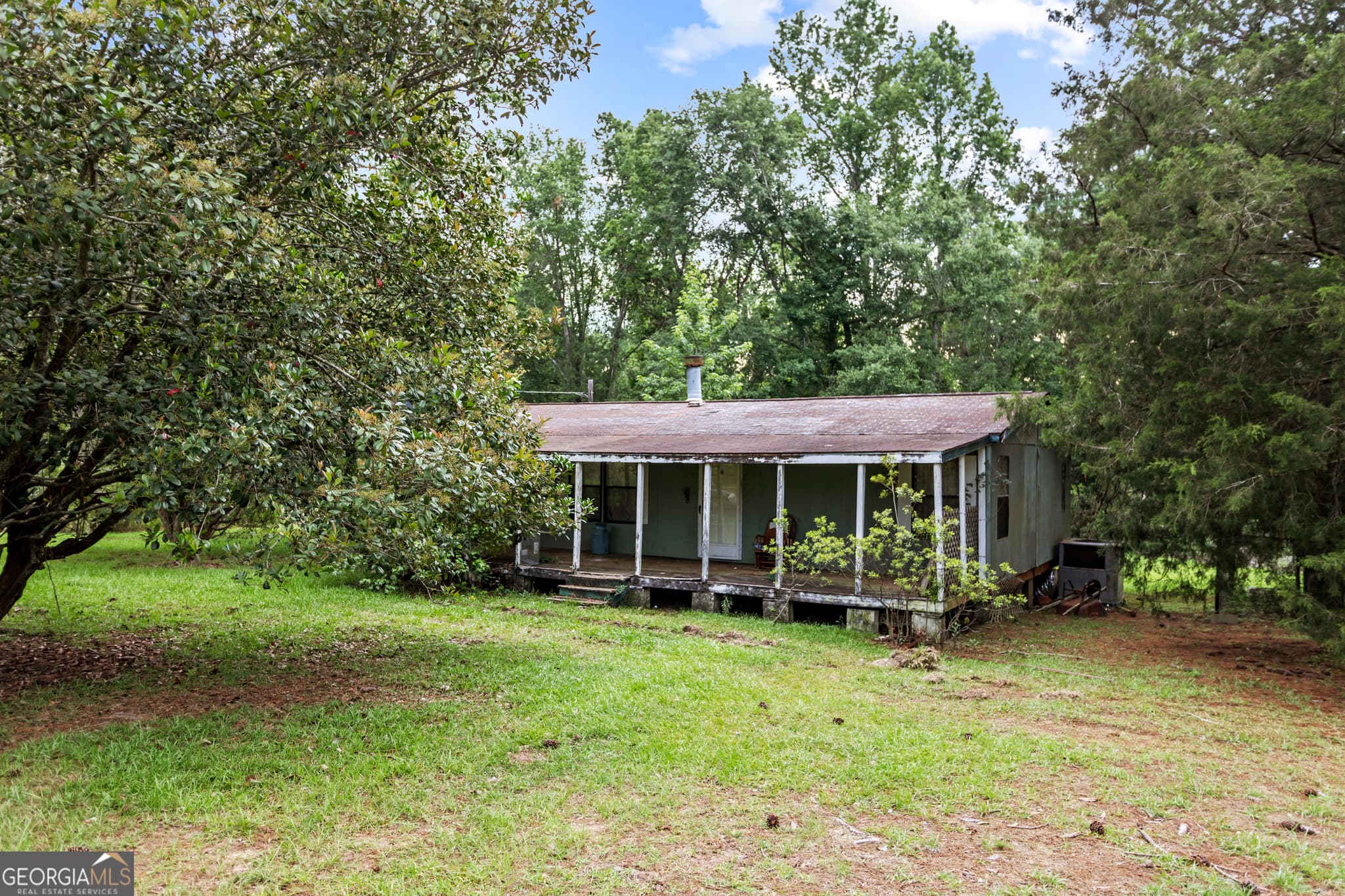 3 bedroom, 2 bathroom, 1,200 sq ft manufactured home,single family residence sold at 916 N Emanuel Barrow Road, Claxton, GA 30417