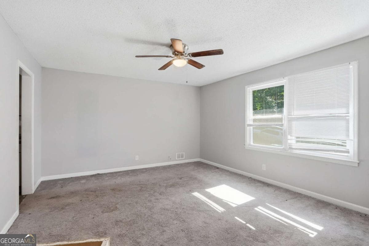 3 bedroom, 2 bathroom, 1,196 sq ft single family residence for sale at 55 Grant Drive, Cartersville, GA 30121 — photo 6