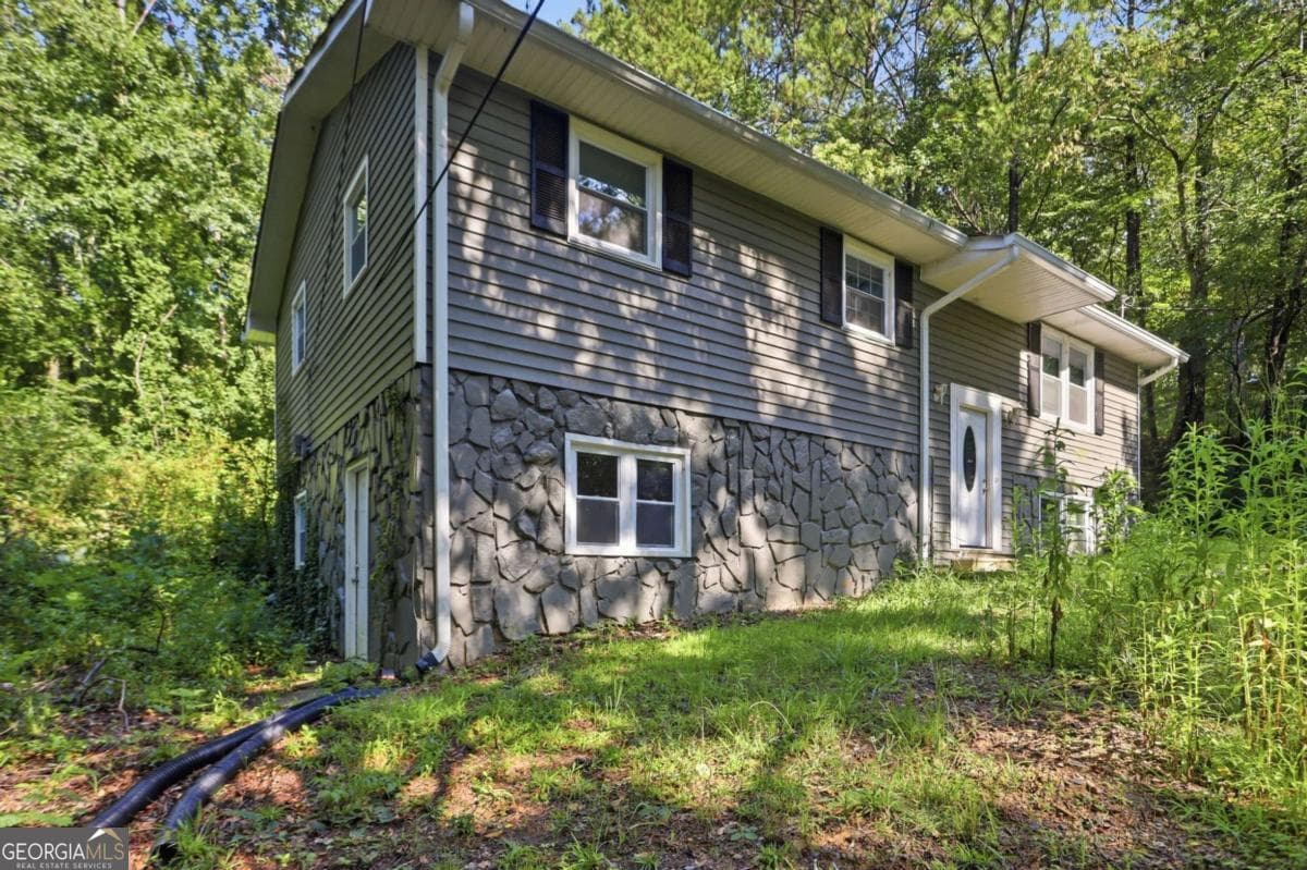 3 bedroom, 2 bathroom, 1,196 sq ft single family residence for sale at 55 Grant Drive, Cartersville, GA 30121 — photo 3