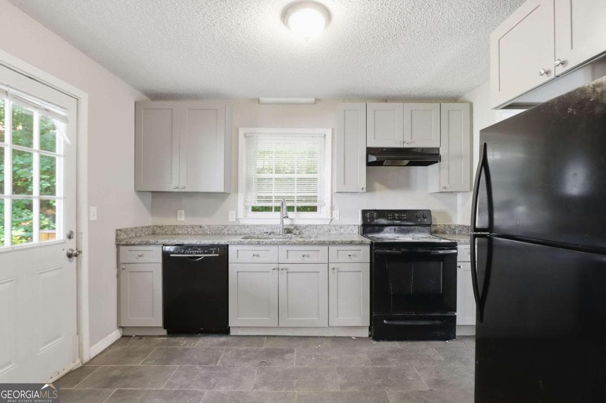 3 bedroom, 2 bathroom, 1,196 sq ft single family residence for sale at 55 Grant Drive, Cartersville, GA 30121 — photo 9