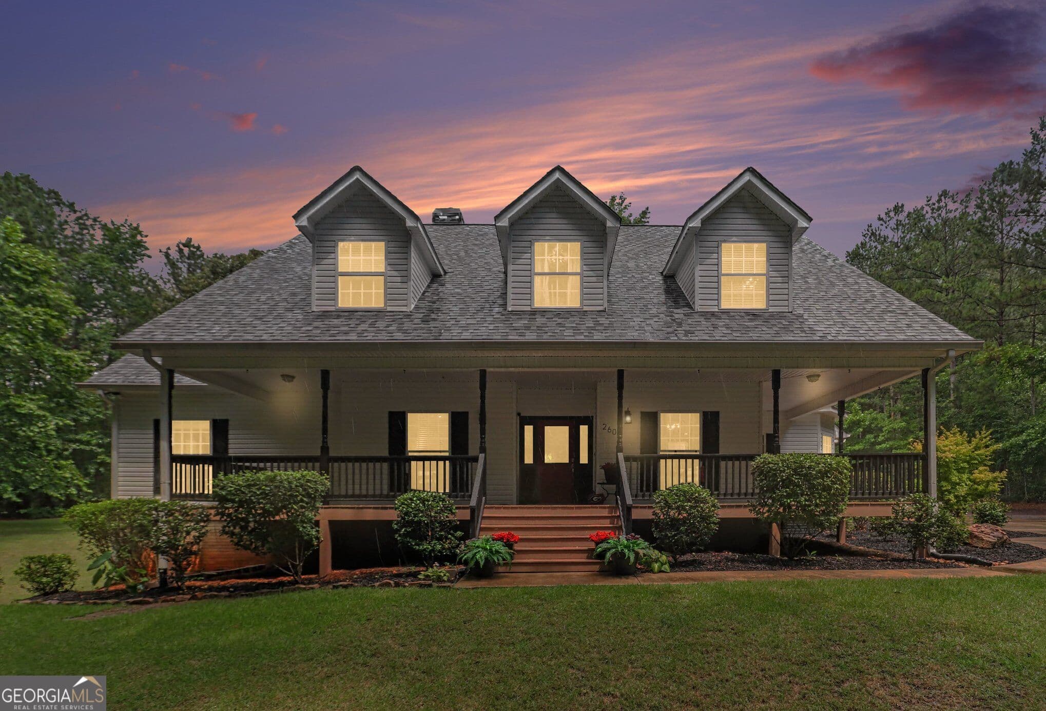 6 bedroom, 4.5 bathroom, 4,189 sq ft single family residence for sale at 260 Nixon Road, Senoia, GA 30276 — photo 2