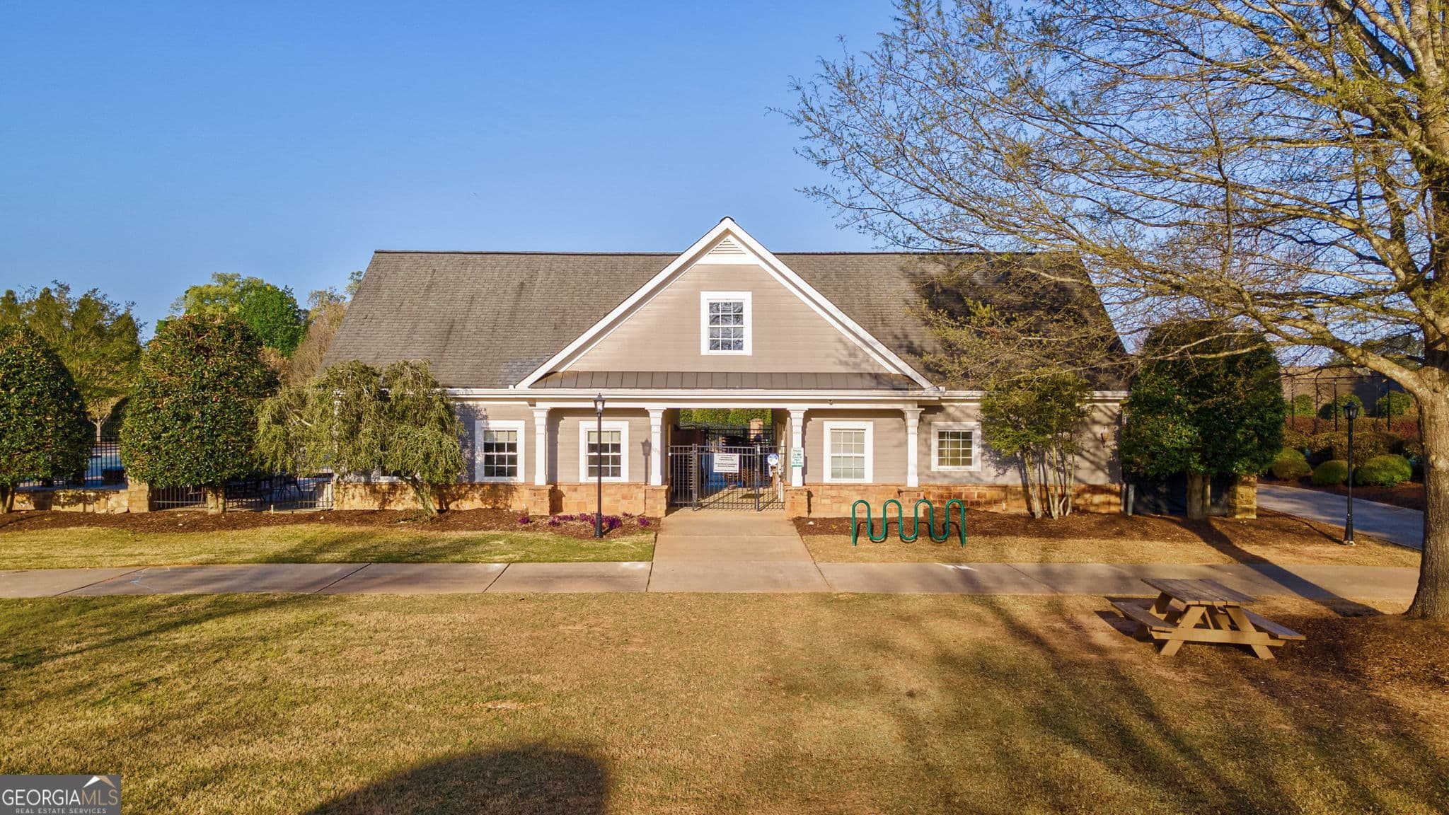 6 bedroom, 6 bathroom, 5,875 sq ft single family residence for sale at 1091 W Magnolia Loop, Madison, GA 30650 — photo 5