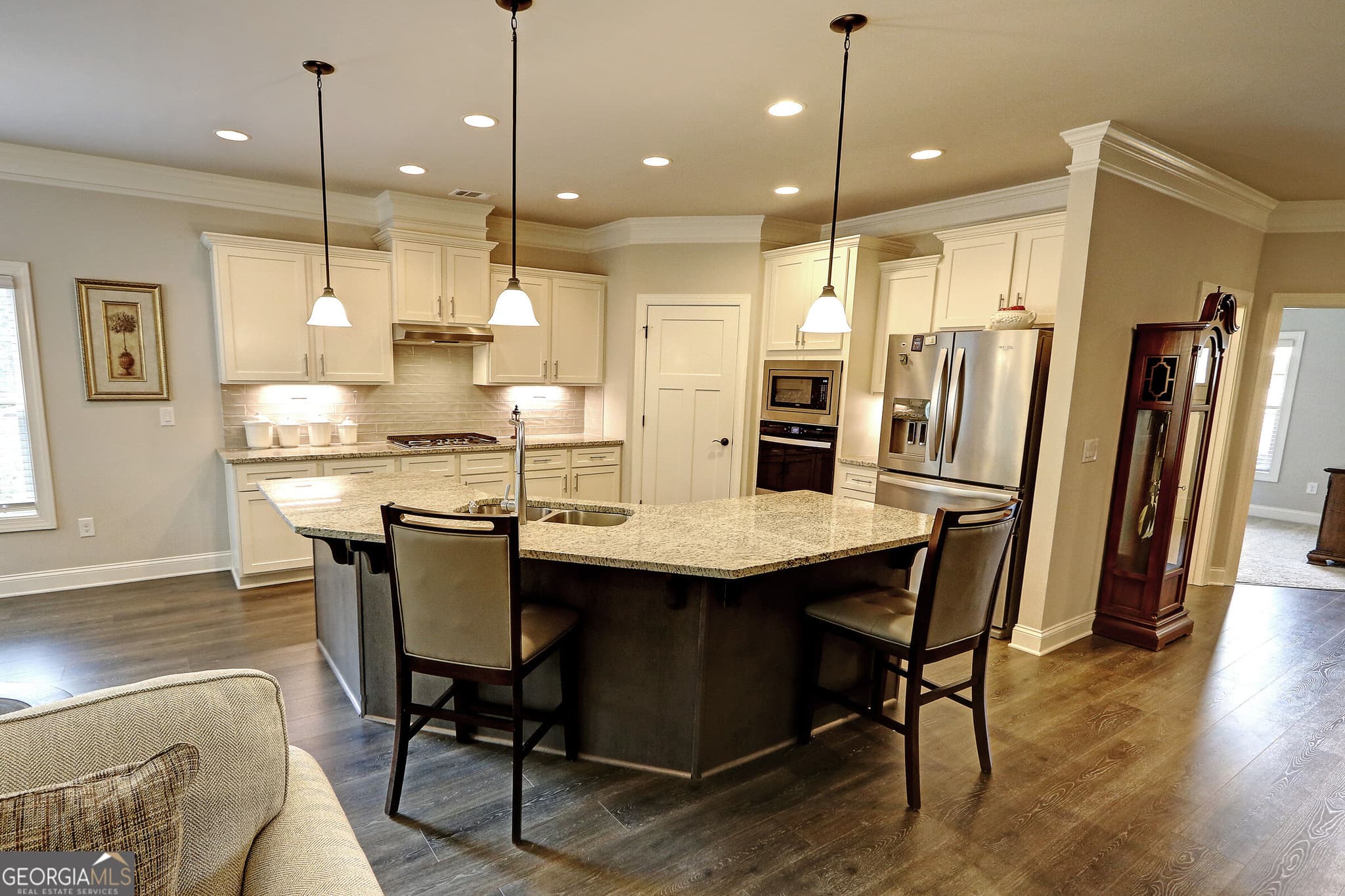 2 bedroom, 2 bathroom, 1,898 sq ft single family residence for sale at 1026 High Shoal Drive, Monroe, GA 30655 — photo 2