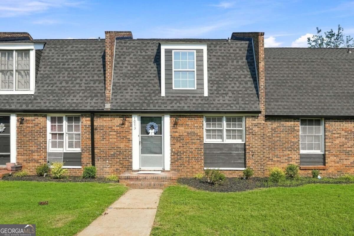 multi family,townhouse for sale at 1071 Heritage Drive, Greensboro, GA 30642 — photo 2