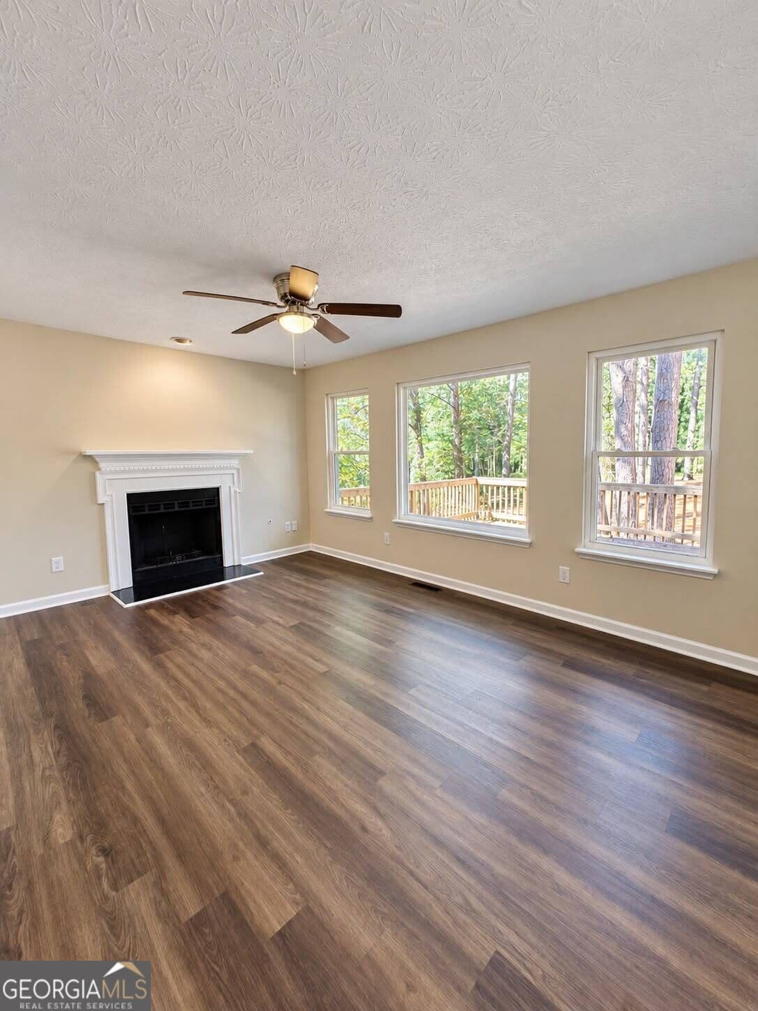 3 bedroom, 2.5 bathroom, 1,904 sq ft single family residence for sale at 3801 Brittan Glade Trail, Snellville, GA 30039 — photo 10