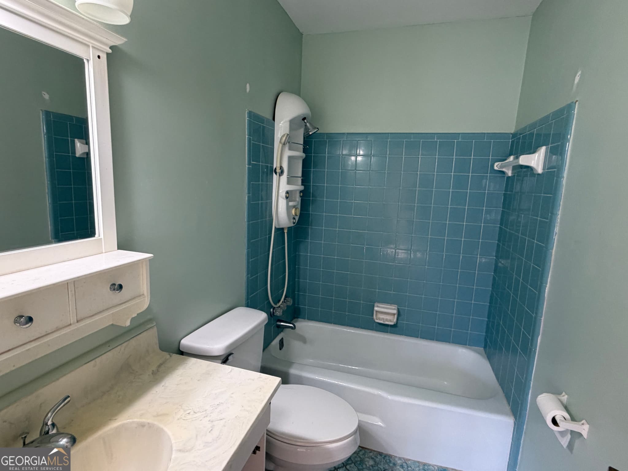 3 bedroom, 2 bathroom, 1,344 sq ft single family residence for sale at 207 Eaker Drive, Warner Robins, GA 31088 — photo 7