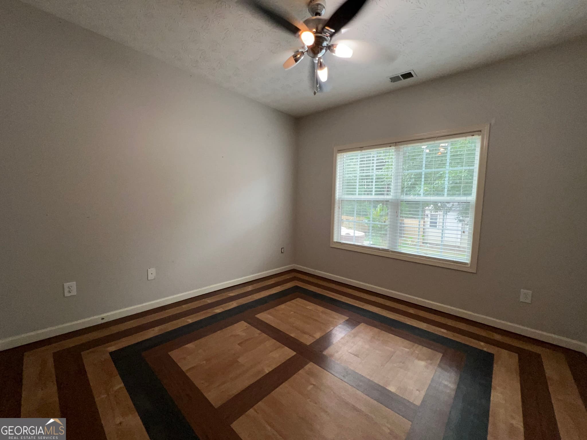 5 bedroom, 3 bathroom, 2,933 sq ft single family residence for rent at 2401 Smoke Court, Conyers, GA 30013 for $2,795 a month — photo 2