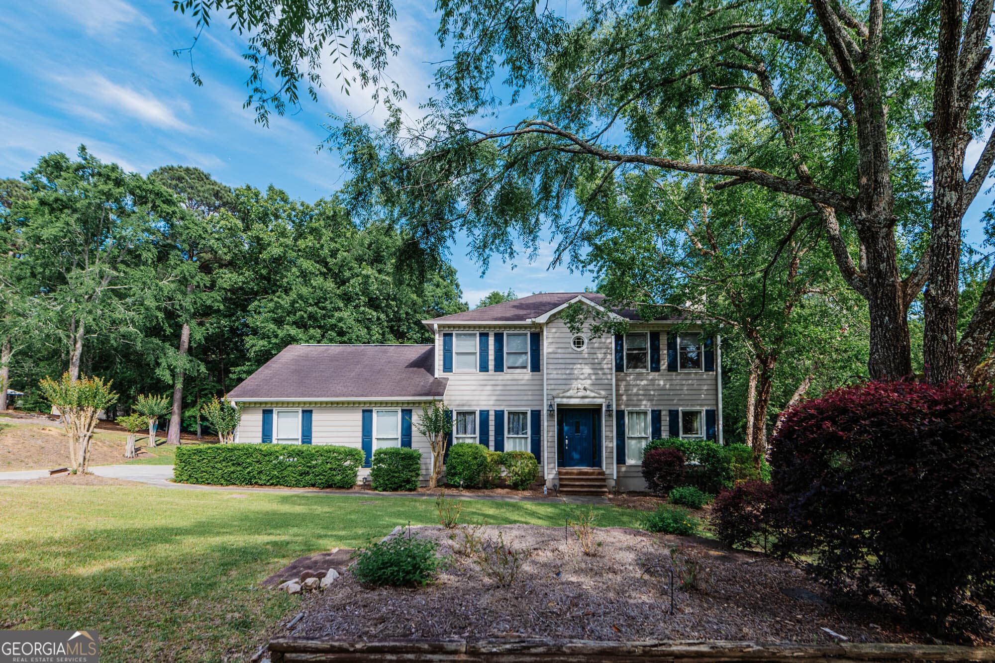 3 bedroom, 3 bathroom, 2,456 sq ft single family residence for sale at 105 Ironwood Circle, Macon, GA 31211 — photo 1 of 53