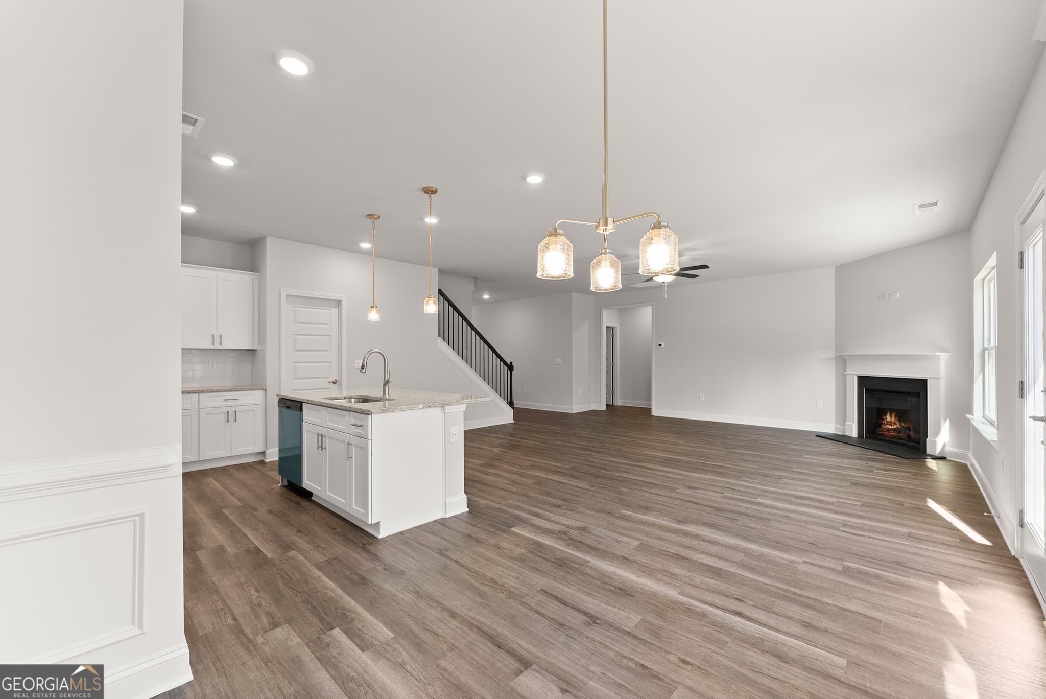 5 bedroom, 4 bathroom, 3,804 sq ft single family residence for sale at 642 Bald Ridge Circle, Demorest, GA 30535 — photo 9