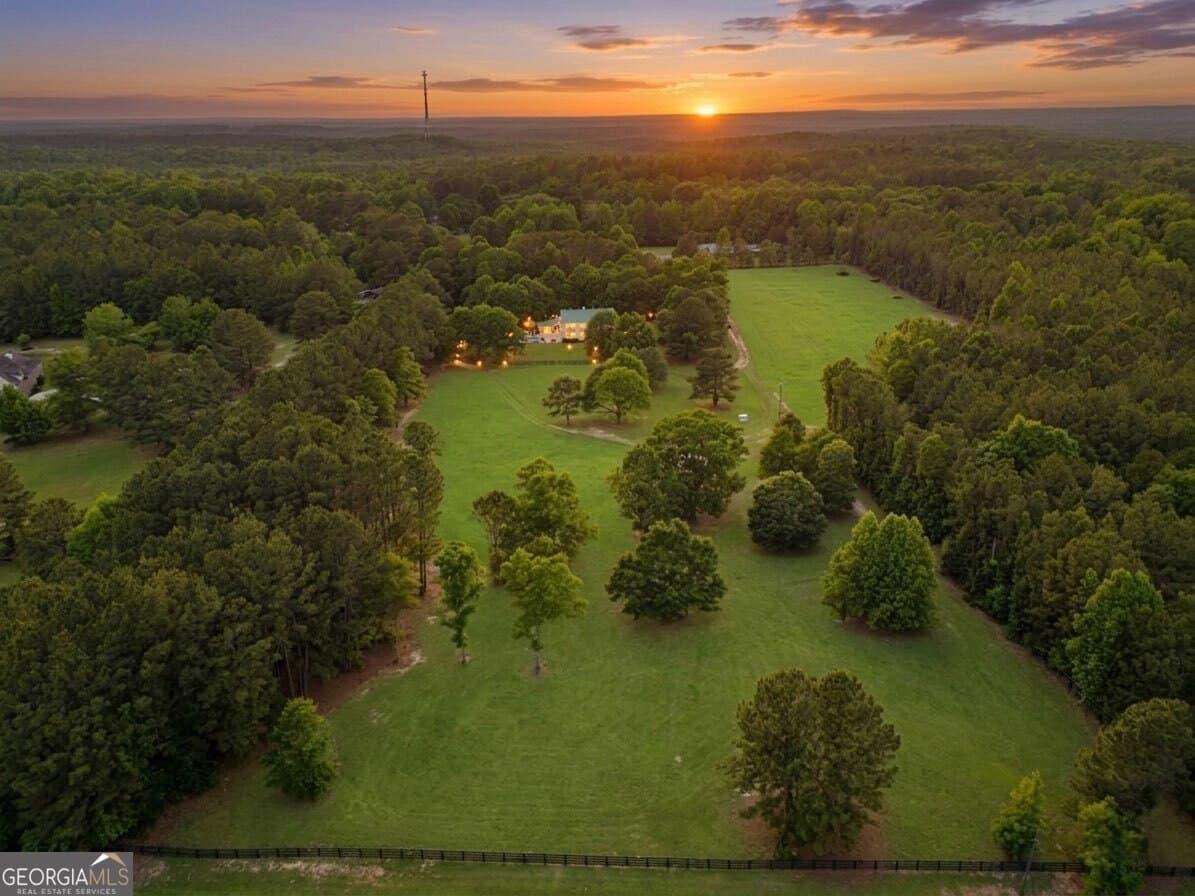 5 bedroom, 3.5 bathroom, 5,115 sq ft single family residence sold at 4 J Smith Road, Newnan, GA 30263