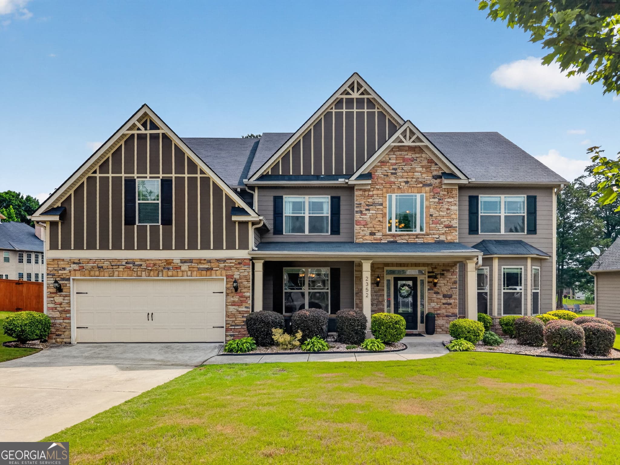 5 bedroom, 4.5 bathroom, 4,573 sq ft single family residence sold at 2352 Alexander Top Place, Grayson, GA 30017