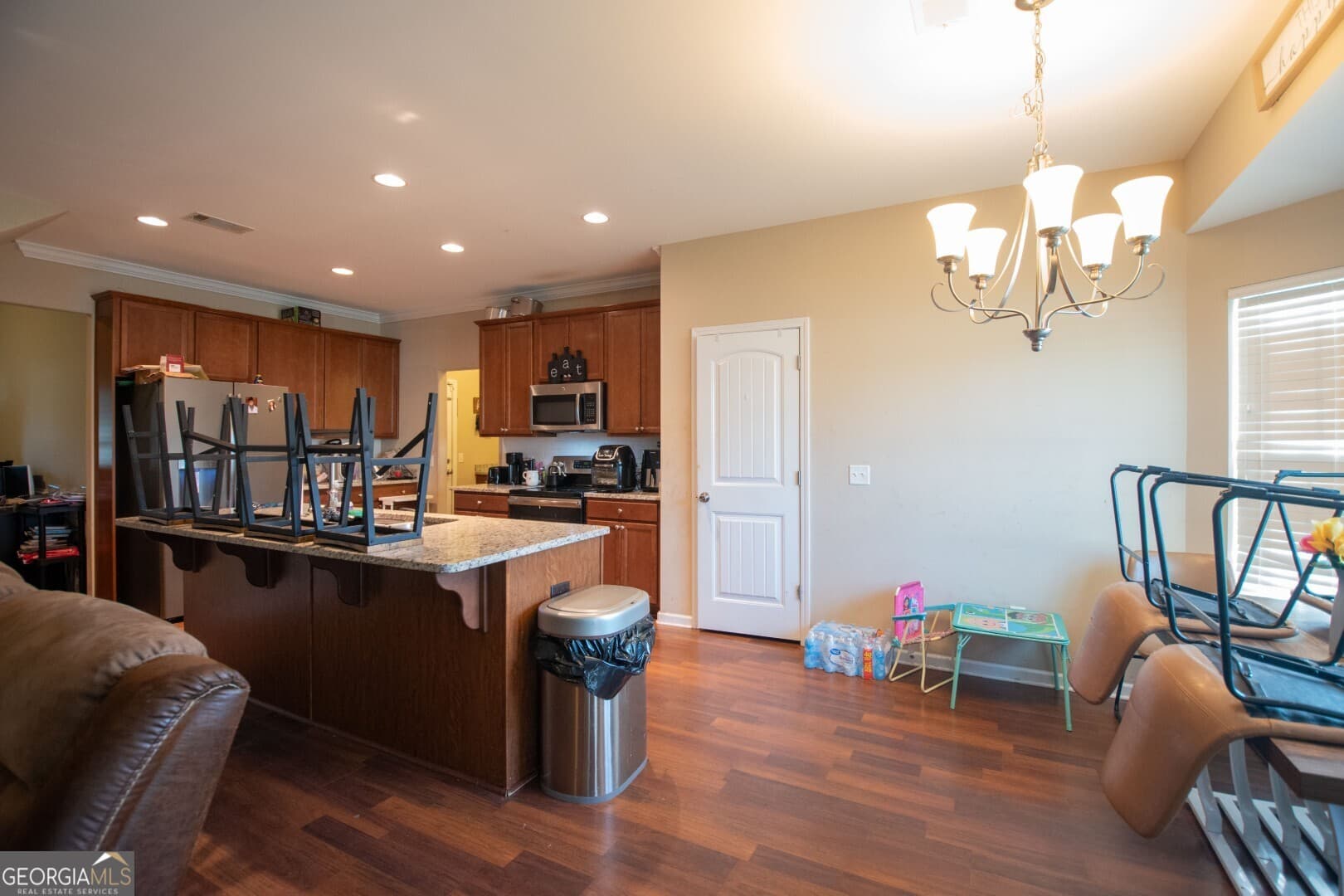5 bedroom, 3 bathroom, 2,900 sq ft single family residence for sale at 271 Daniel Trent Way, Kingsland, GA 31548 — photo 2