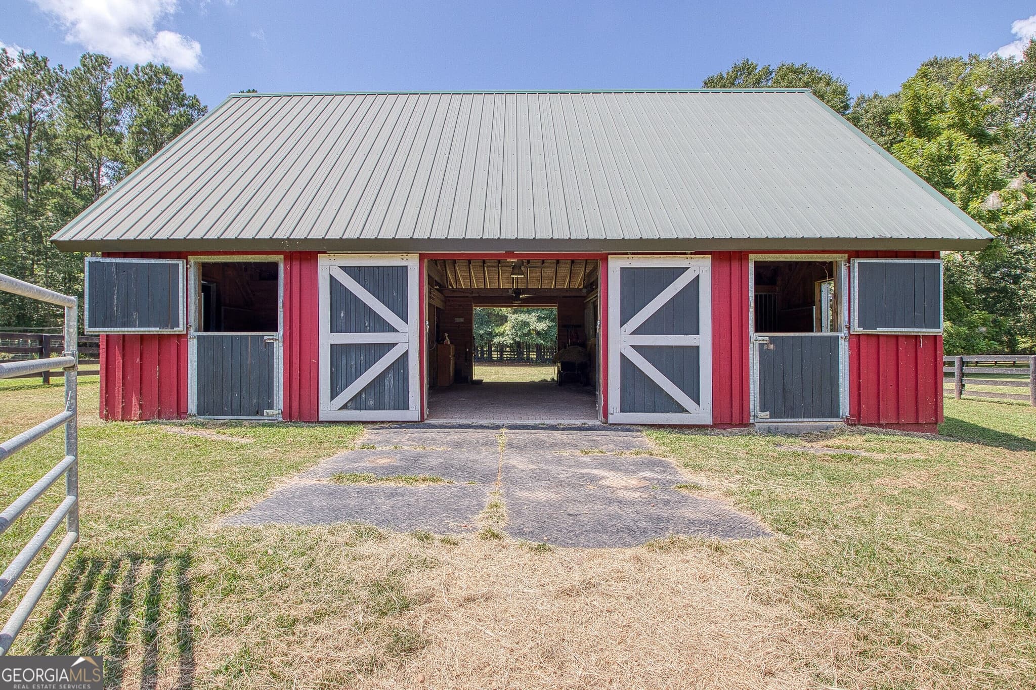 4 bedroom, 3.5 bathroom, 3,922 sq ft single family residence for sale at 792 Fincher Road, Moreland, GA 30259 — photo 5