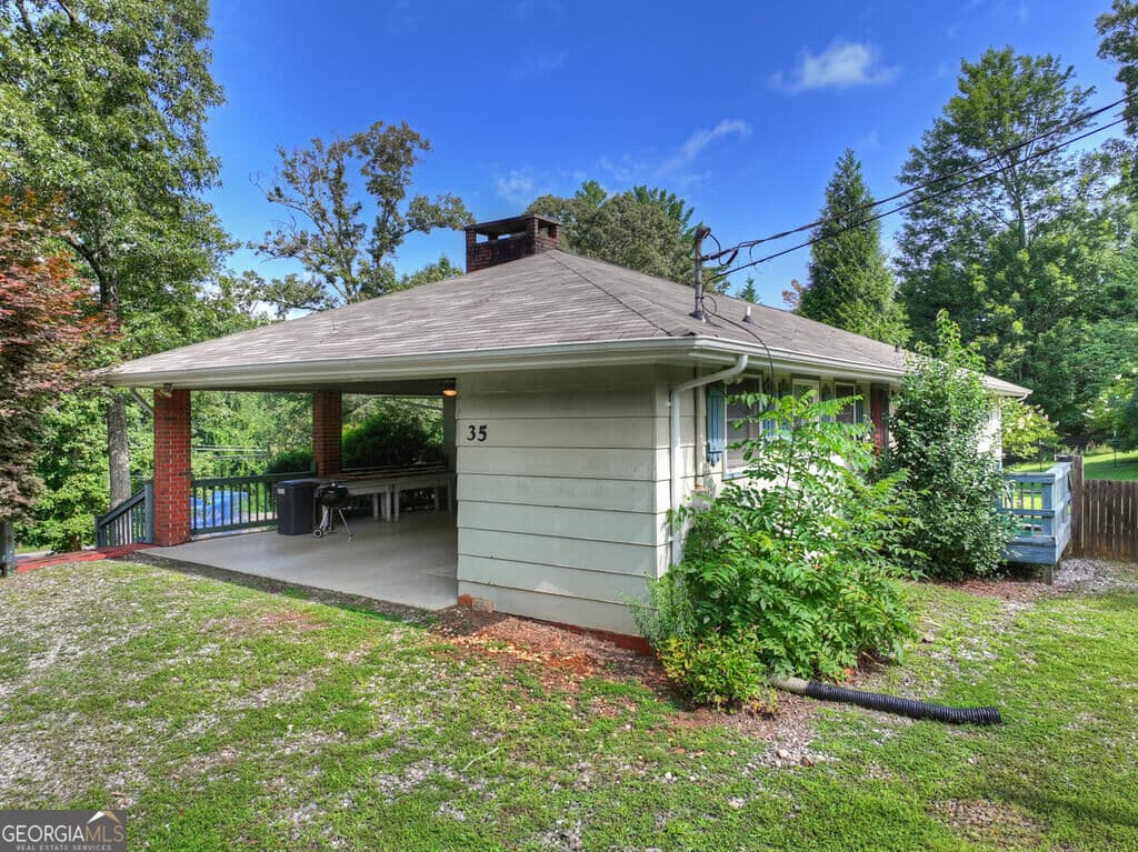 2 bedroom, 2 bathroom, 2,788 sq ft single family residence for sale at 35 E Thomas Road, Blue Ridge, GA 30513 — photo 2