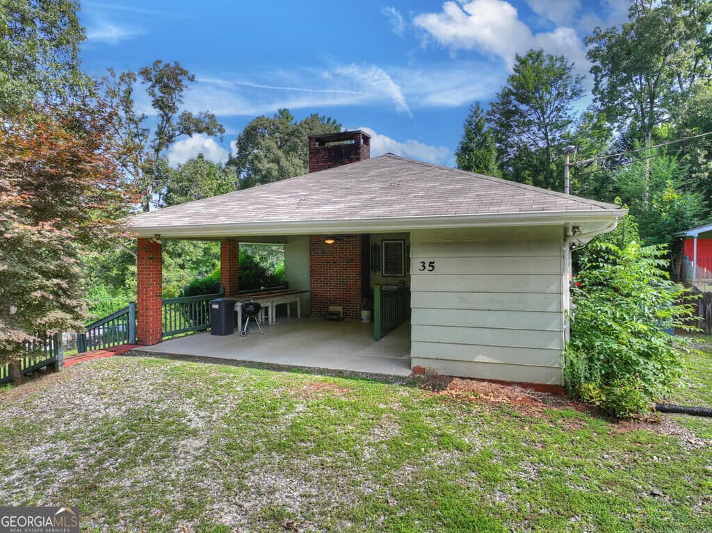 2 bedroom, 2 bathroom, 2,788 sq ft single family residence for sale at 35 E Thomas Road, Blue Ridge, GA 30513 — photo 3