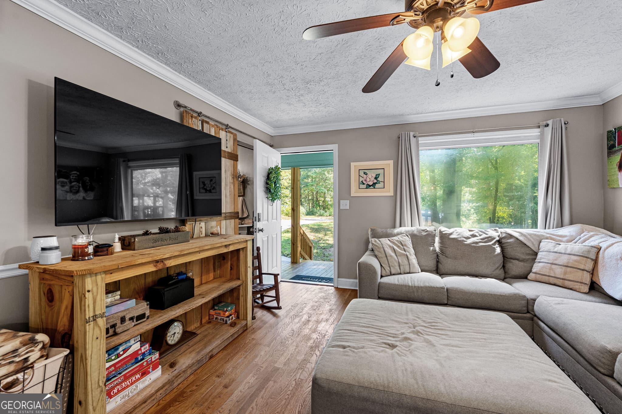 4 bedroom, 2.5 bathroom, 1,924 sq ft single family residence for sale at 269 Roy Road, Sharpsburg, GA 30277 — photo 6