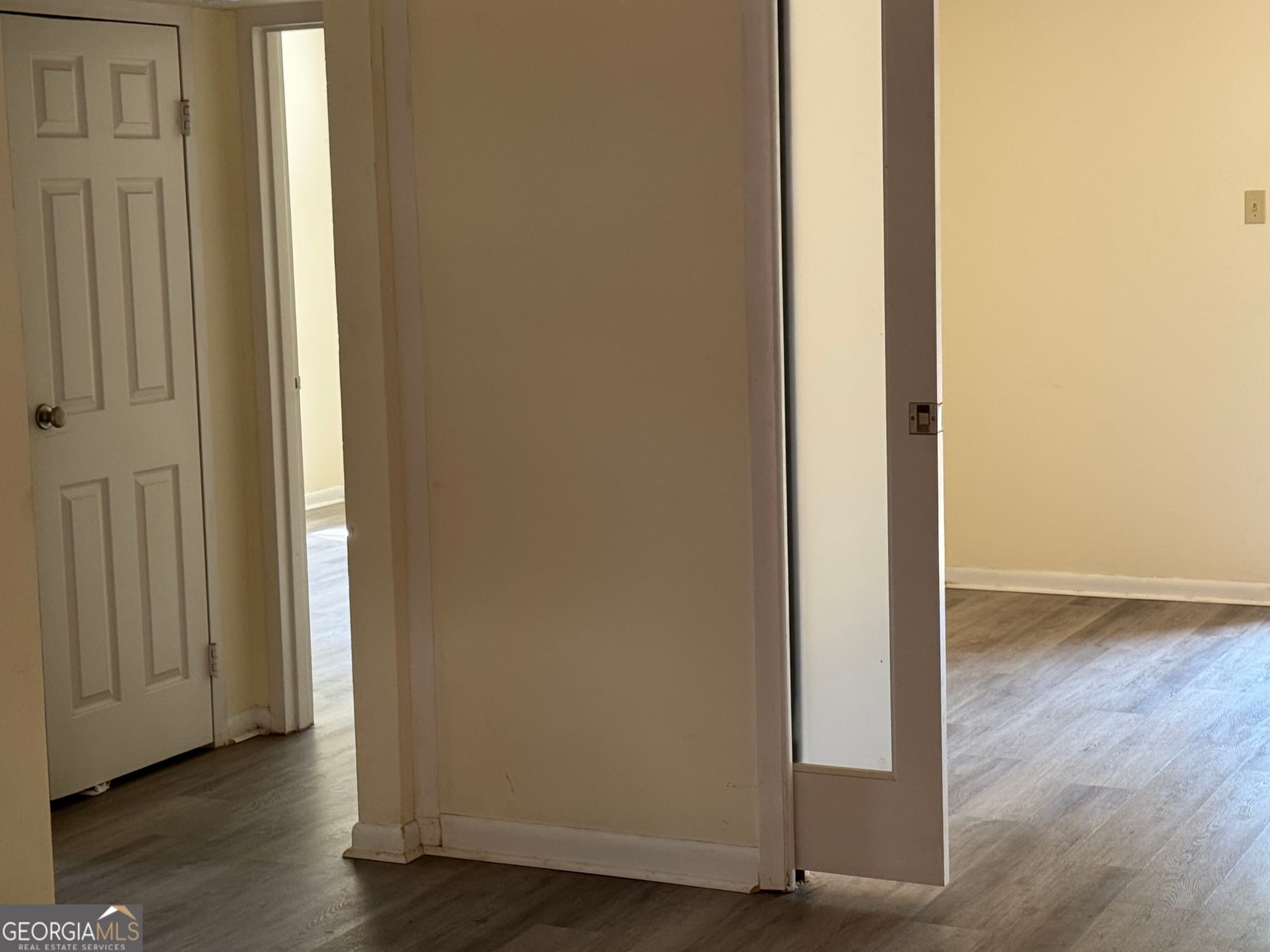 1 bedroom, 1 bathroom, 795 sq ft condominium for sale at 250 Little Street B209, Athens, GA 30605 — photo 4